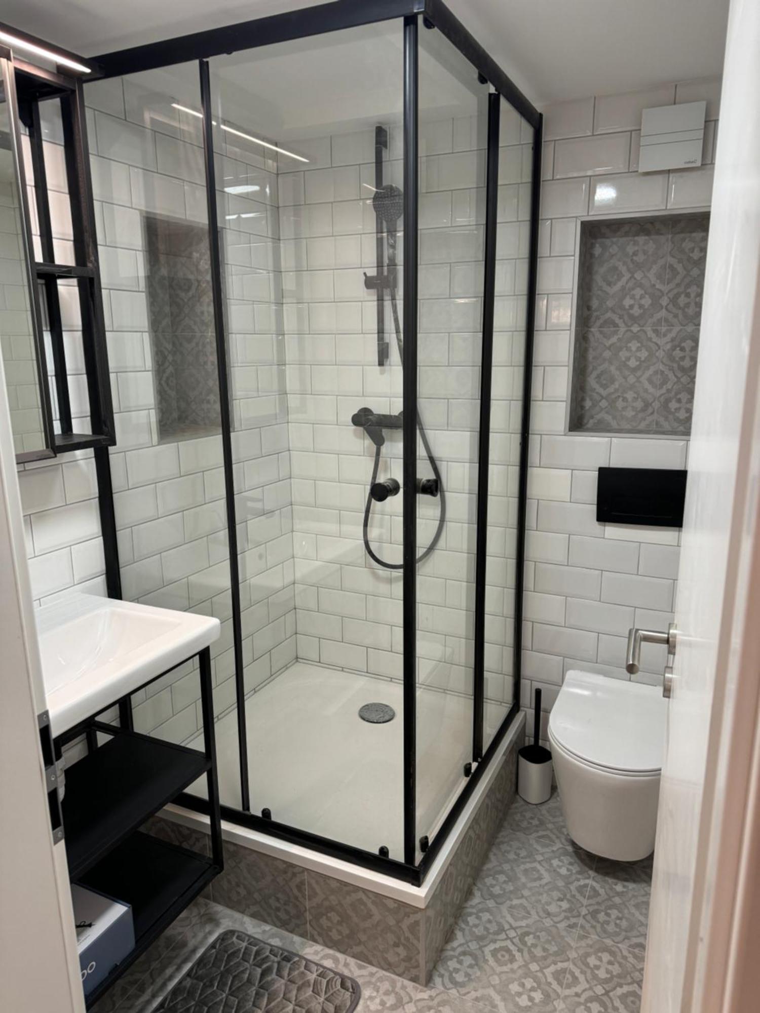 Designer Downtown Apartment بودابست المظهر الخارجي الصورة