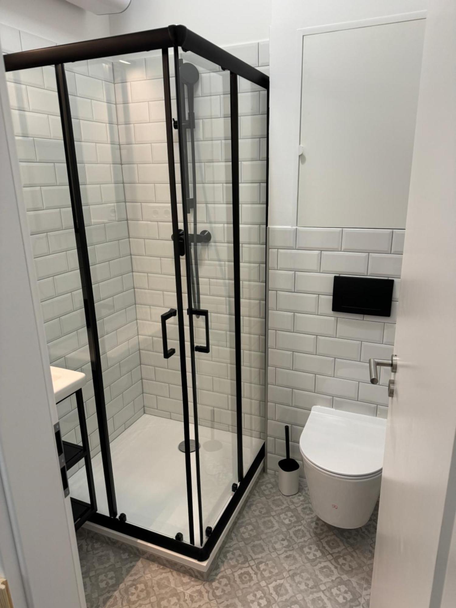 Designer Downtown Apartment بودابست المظهر الخارجي الصورة